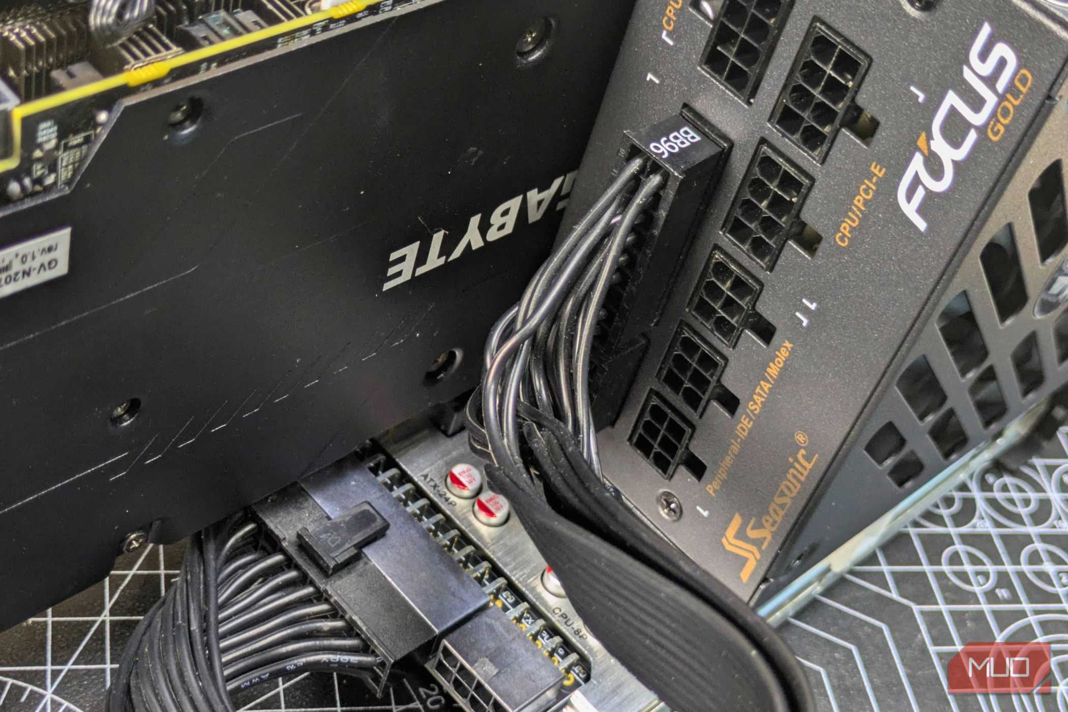 Plug-In necessary to dock and GPU