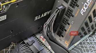 Plug-In necessary to dock and GPU