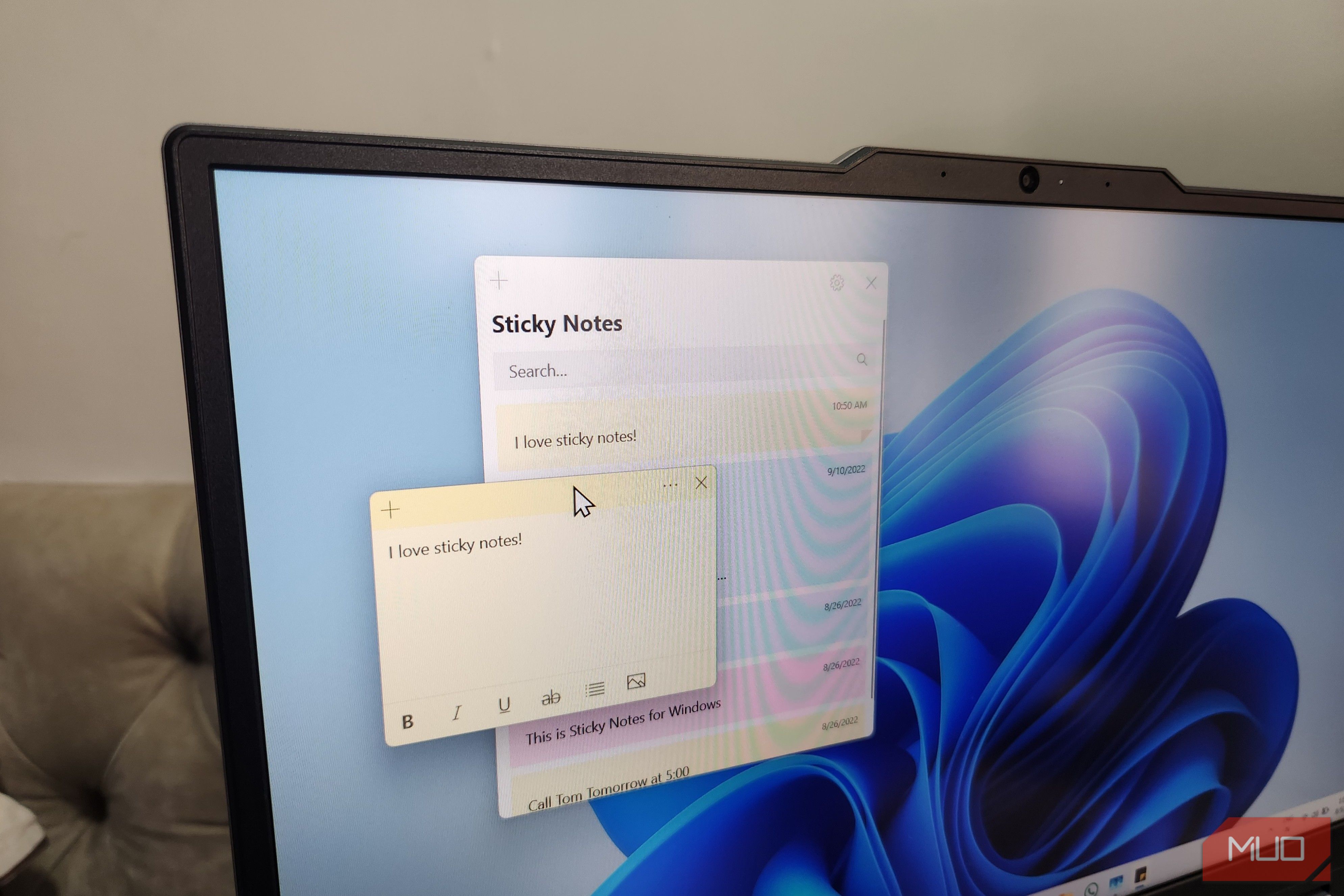 Ignoring Behind Computer Screen 9 Excellent Built-in Windows 11 Apps and Tools You’re Ignoring—but ...