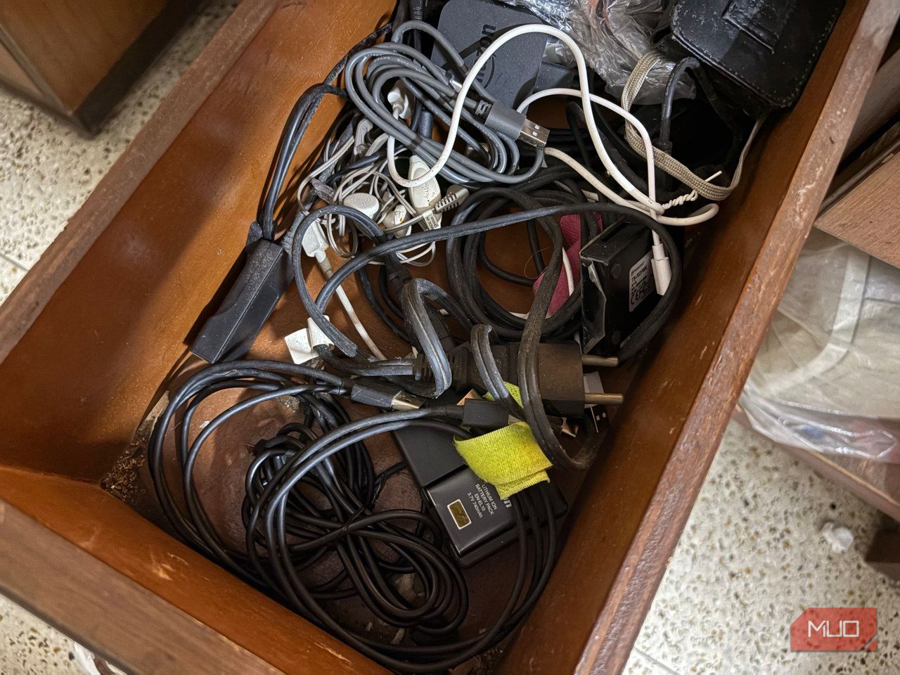 The Simple Method I Use to Declutter Any Room in One Afternoon