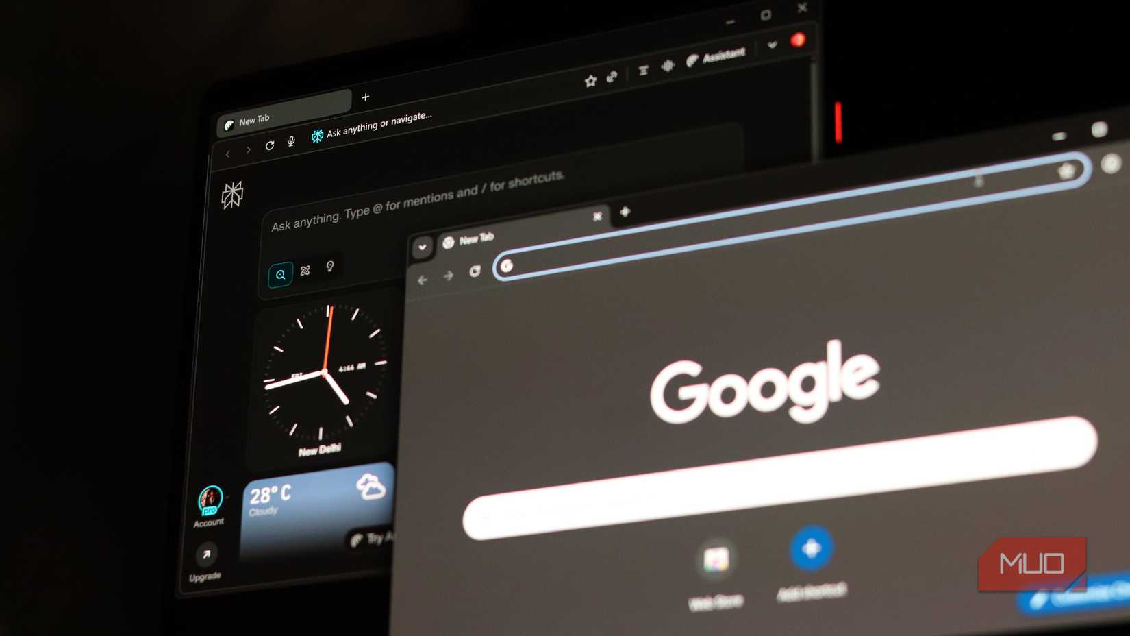 Comet and Google Chrome open on Windows.