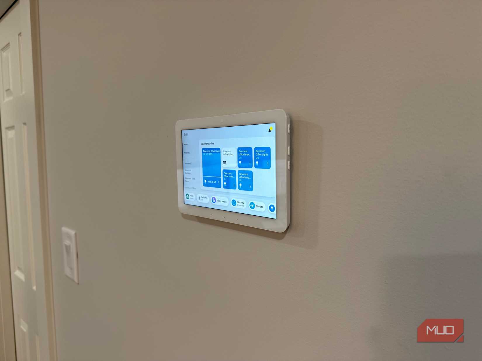 echo hub flush mounted on grey wall
