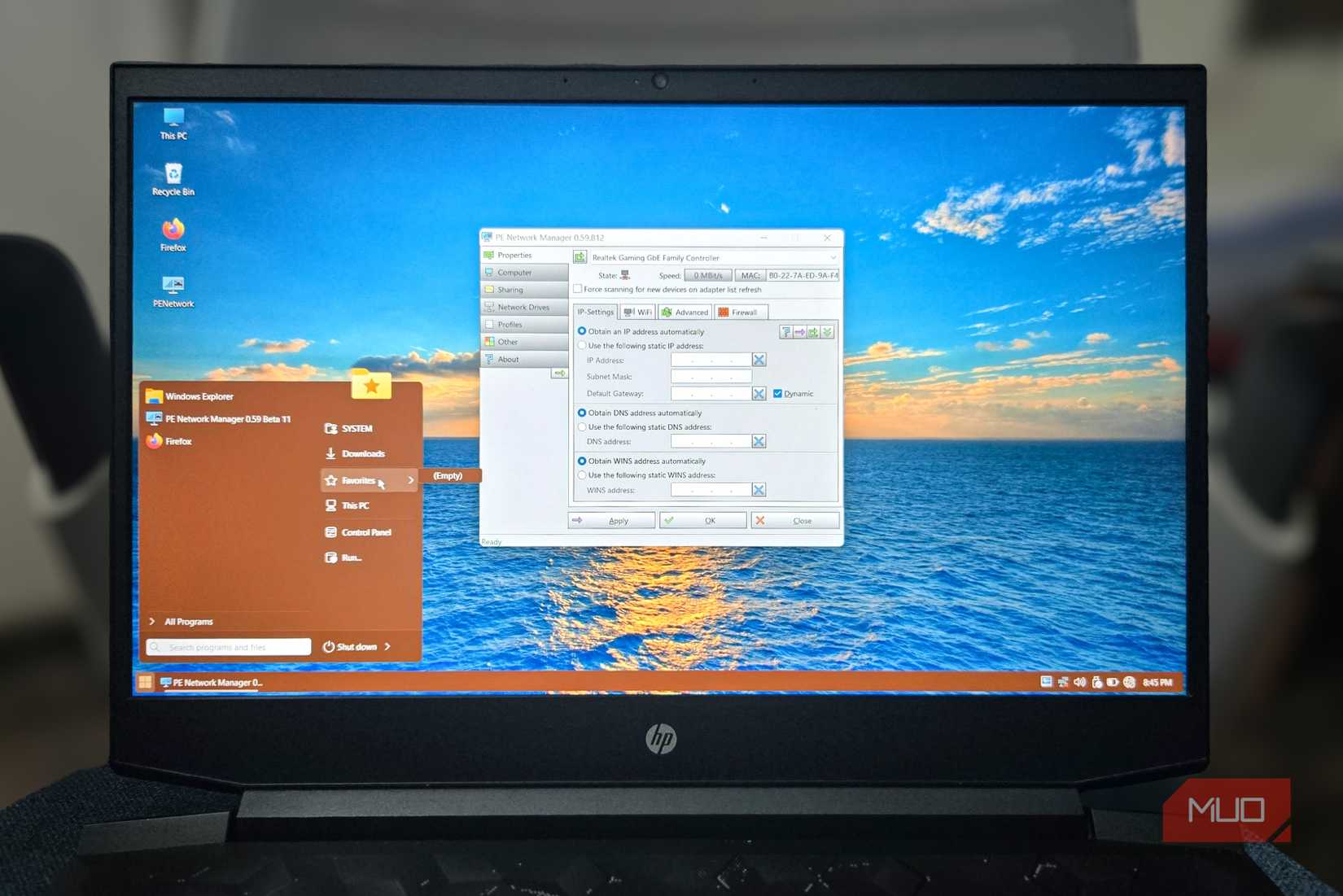 HP laptop running PhoenixPE 