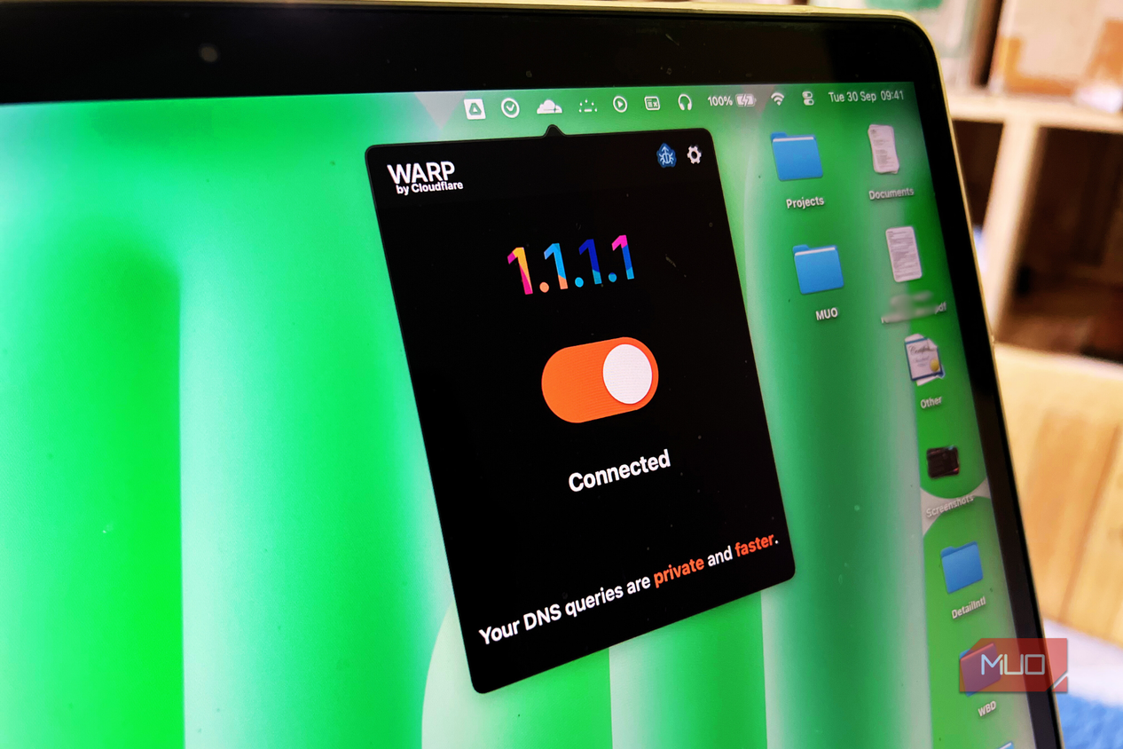 Cloudflare's 1.1.1.1 DNS app window open on macOS
