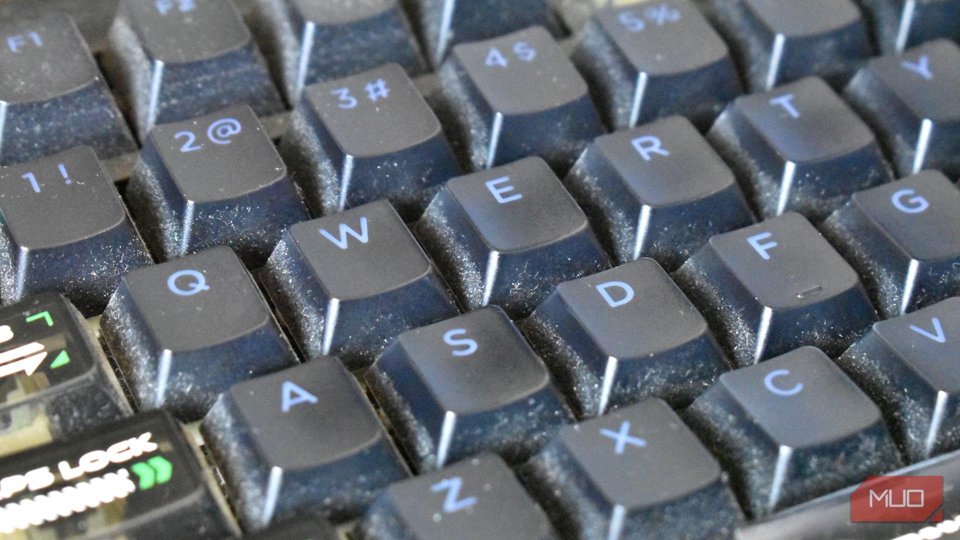 I finally deep cleaned my keyboard and it was totally worth it