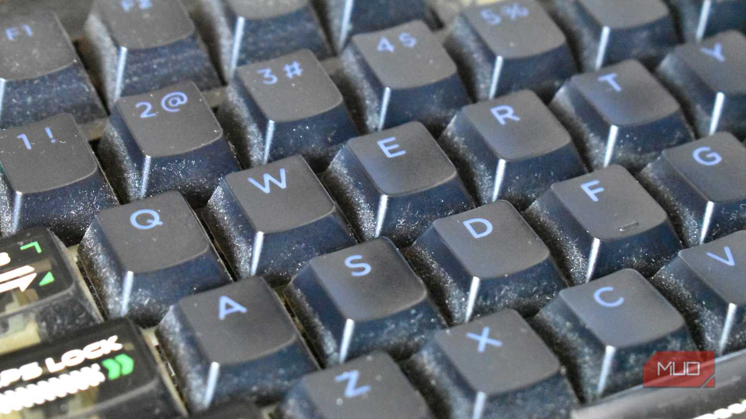 Dirty Razer Keyboard I finally deep cleaned my keyboard and it was totally worth it