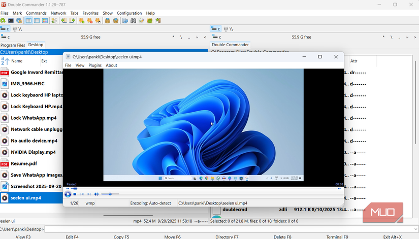 Double Commander playing a video