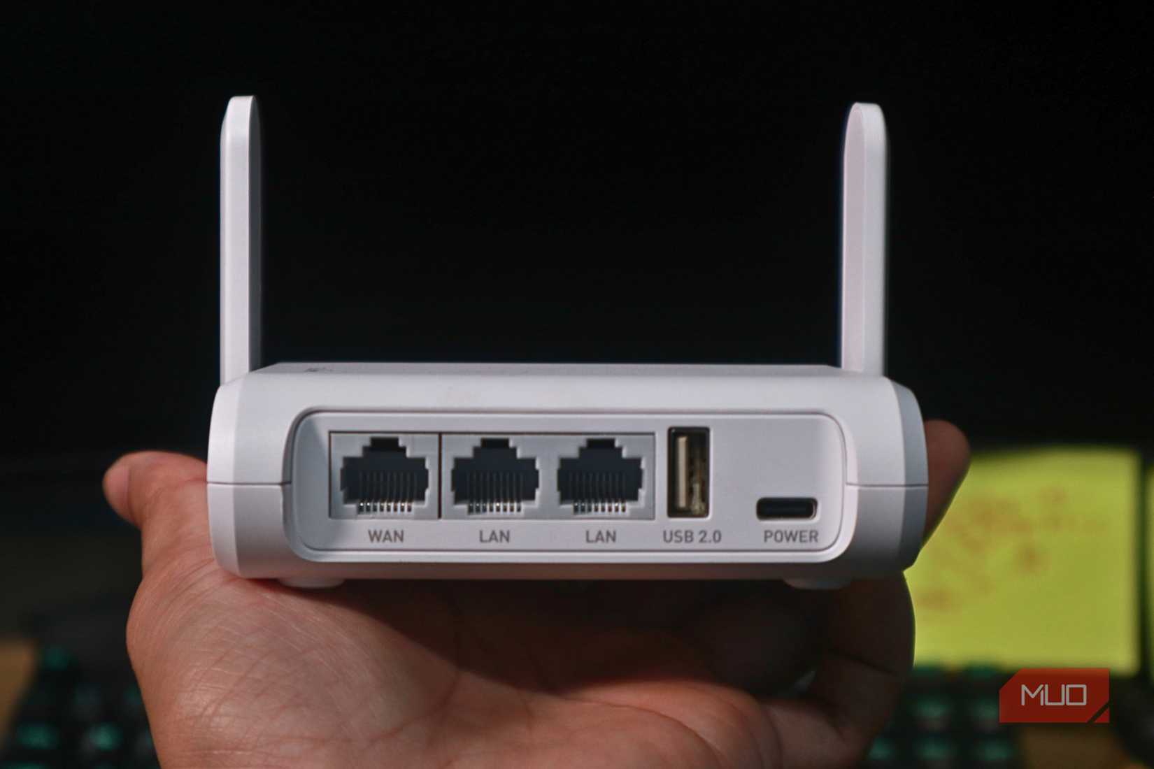 GL.iNet Opal travel router