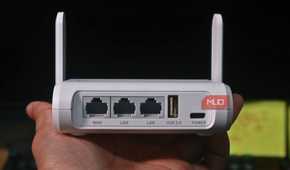 GL.iNet Opal travel router