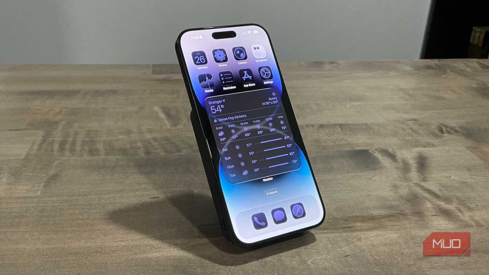 iphone 16 pro max iOS 26 tinted icons