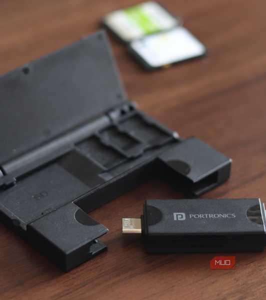 Portronics Mplus 30 card reader on a desk. 