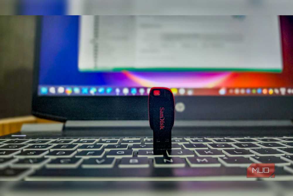 The attack requires only a USB drive and physical access to the target machine