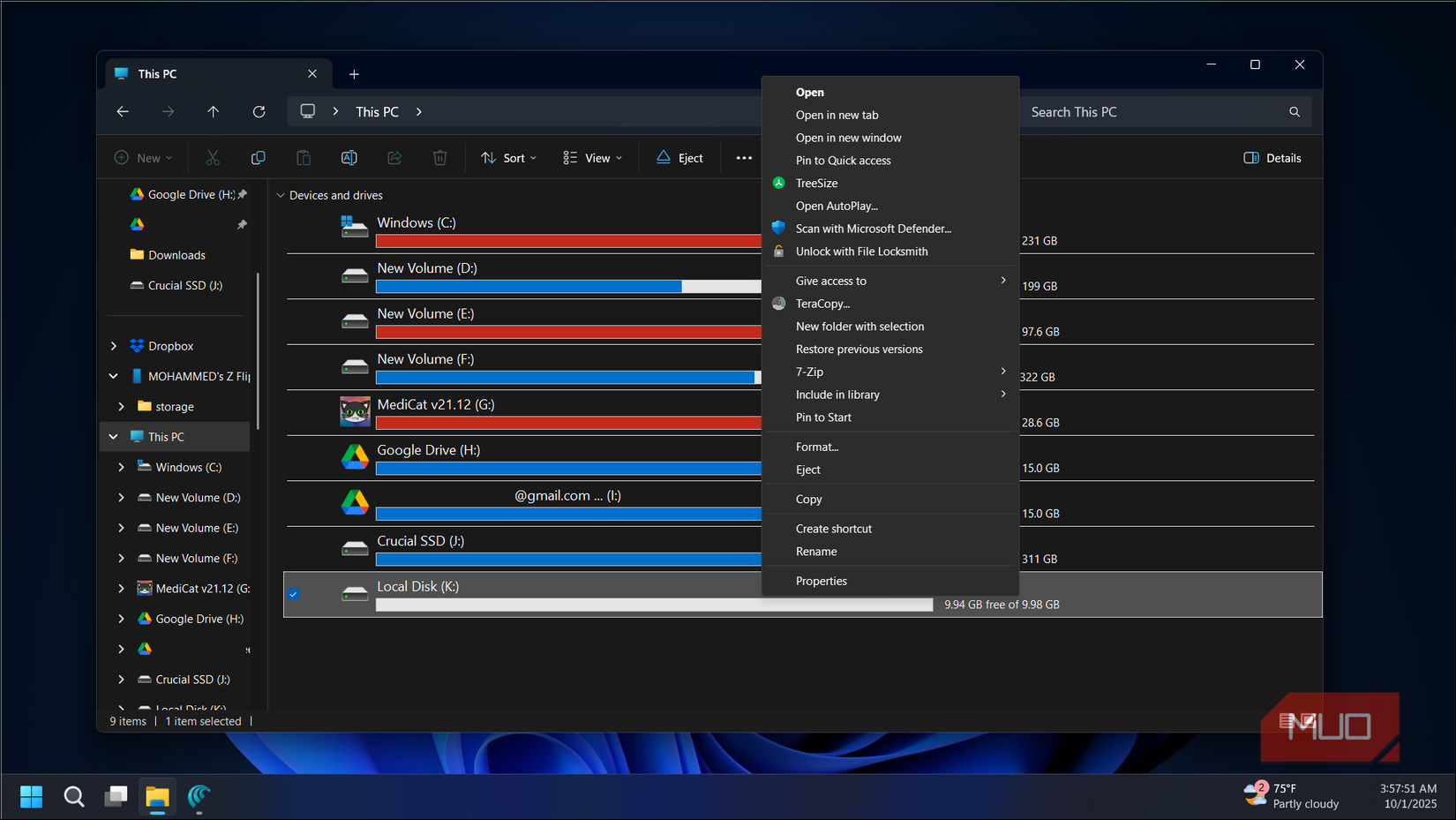 Windows 11 File Explorer with the context menu showing for a VHD