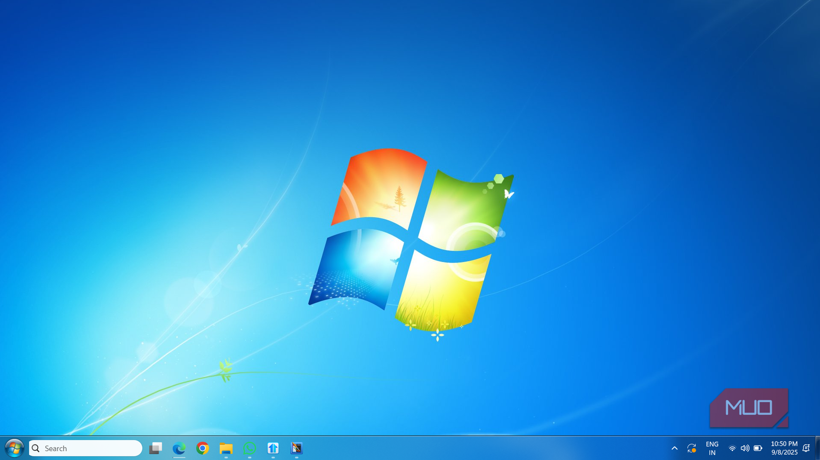 Windows 7 desktop on Windows 11 PC.