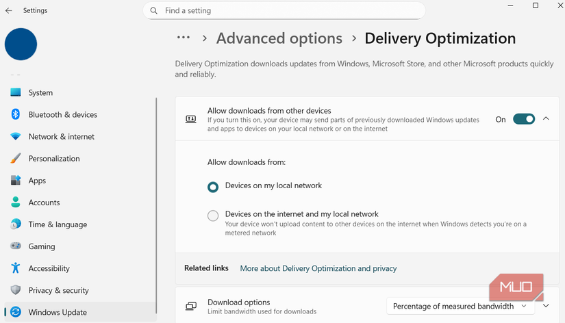 Menú de optimización de entrega de actualizaciones de Windows en la aplicación Configuración
