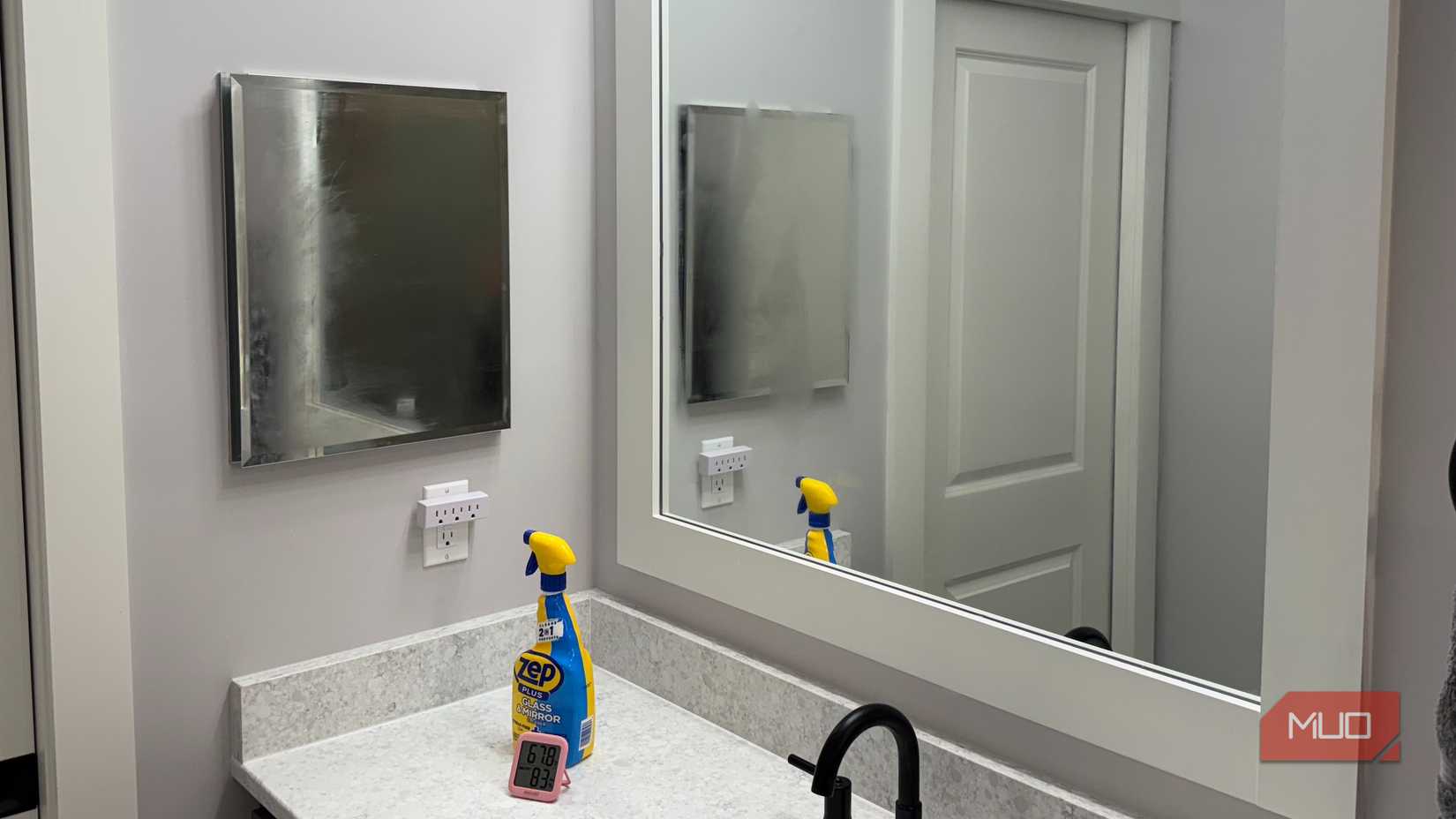 Zep anti-fog with 2 mirrors (only right side of mirror treated)