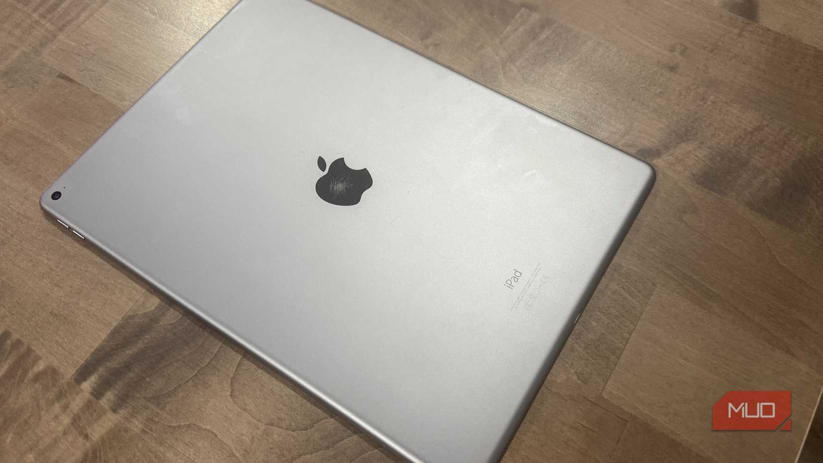 2015 iPad pro back side