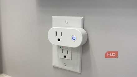 abra bluetooth gateway smart plug plugged into outlet