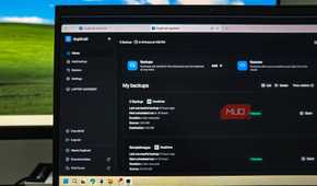 Duplicati web interface open on a HP laptop
