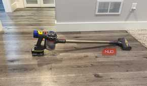 dyson v8 vacuum with ryobi battery