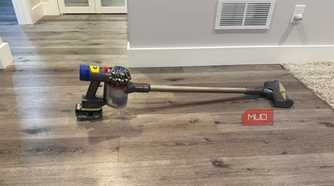 dyson v8 vacuum with ryobi battery