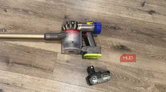 dyson v8 with ryobi battery removed