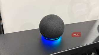 echo dot on black table