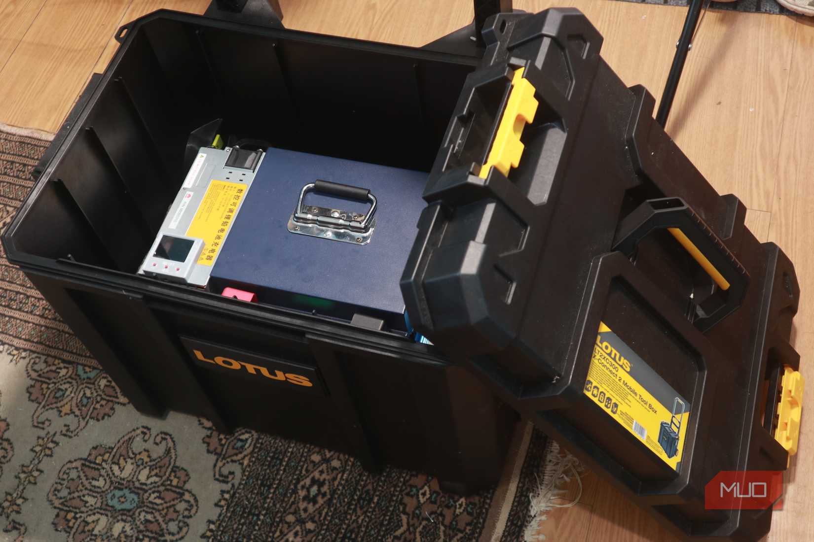 Placing setup in strollable toolbox