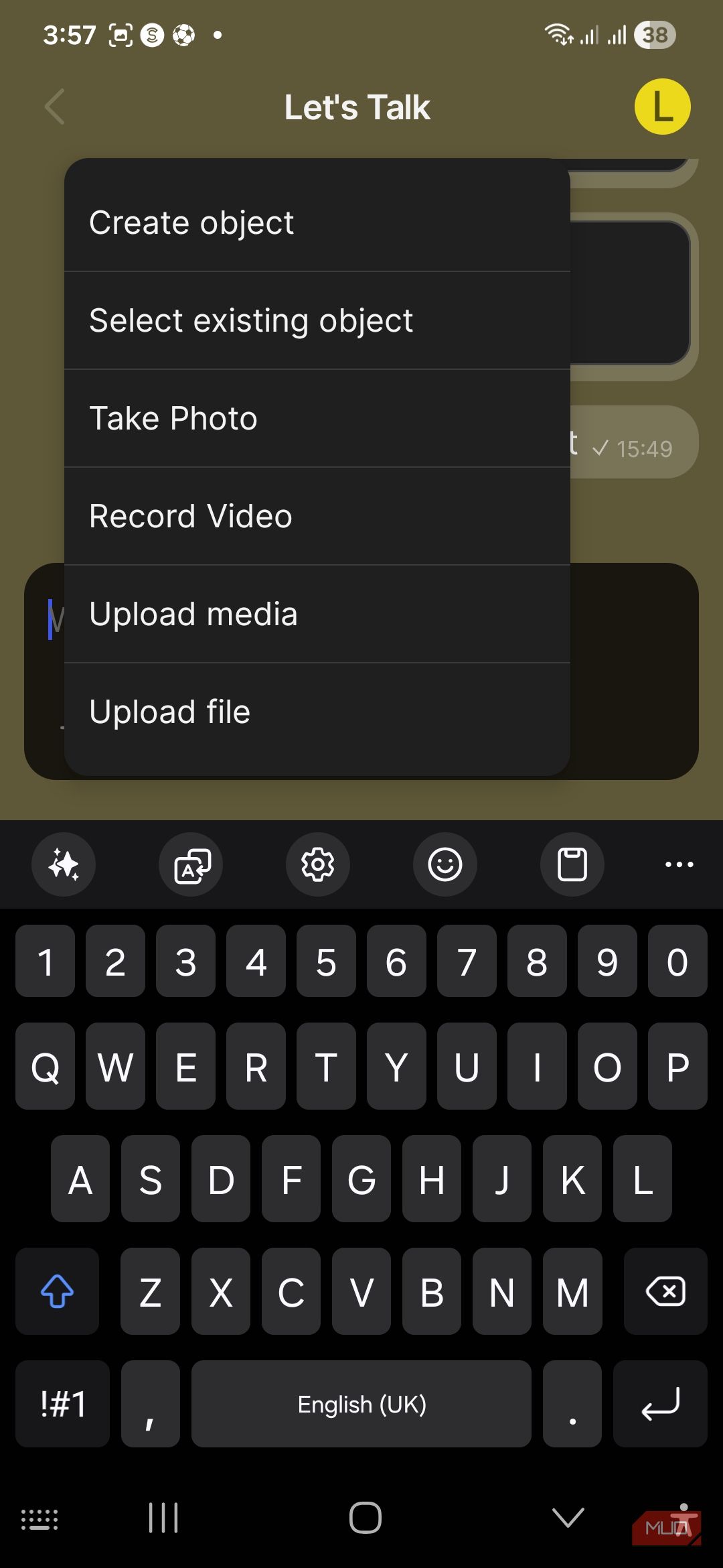 Insert options in Chat on Anytype.