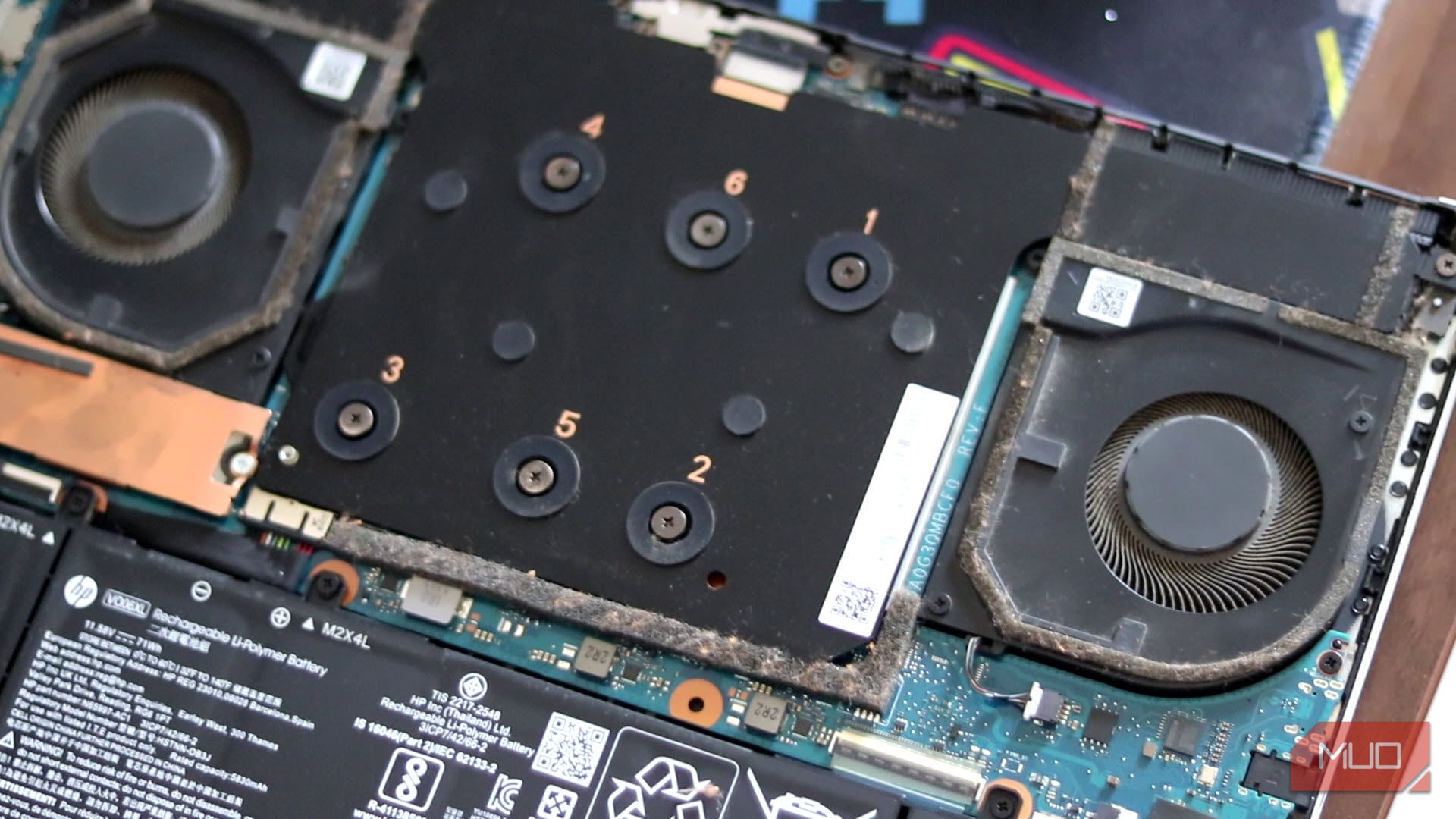 I saved a ton of money by salvaging parts from my broken laptop