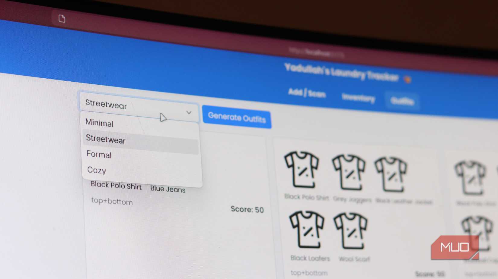Laundry tracking app showing outfit generation ideas.