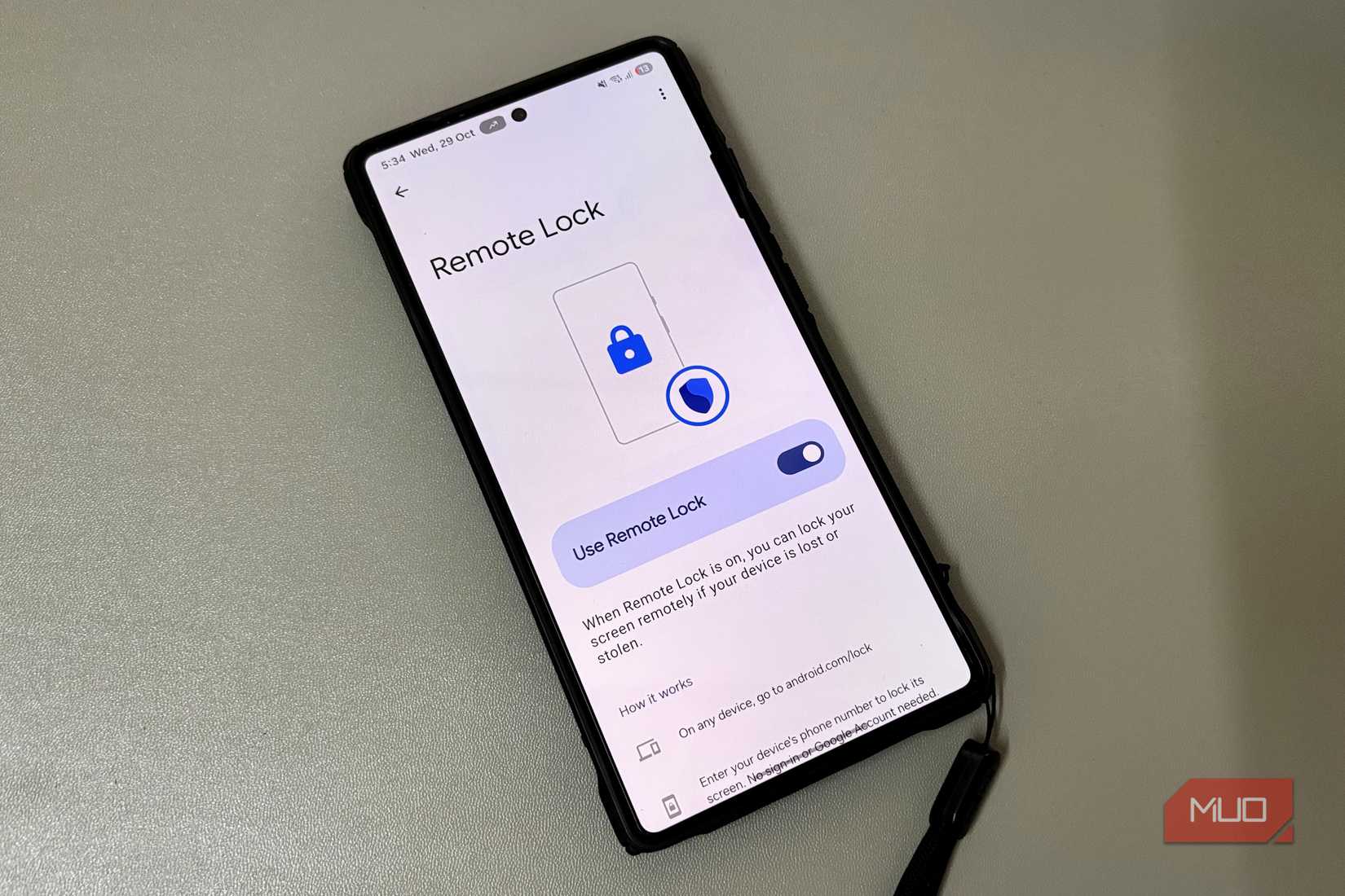 Phone showing the Remote Lock screen in Android settings