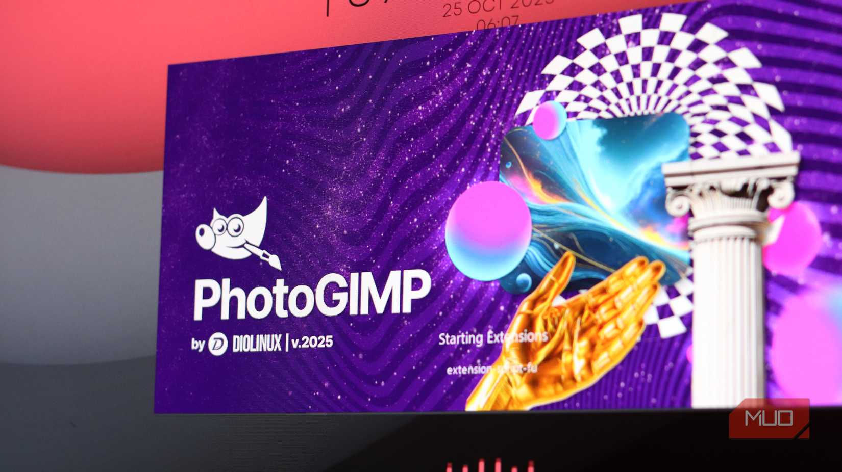 PhotoGIMP splash screen on Windows 11.