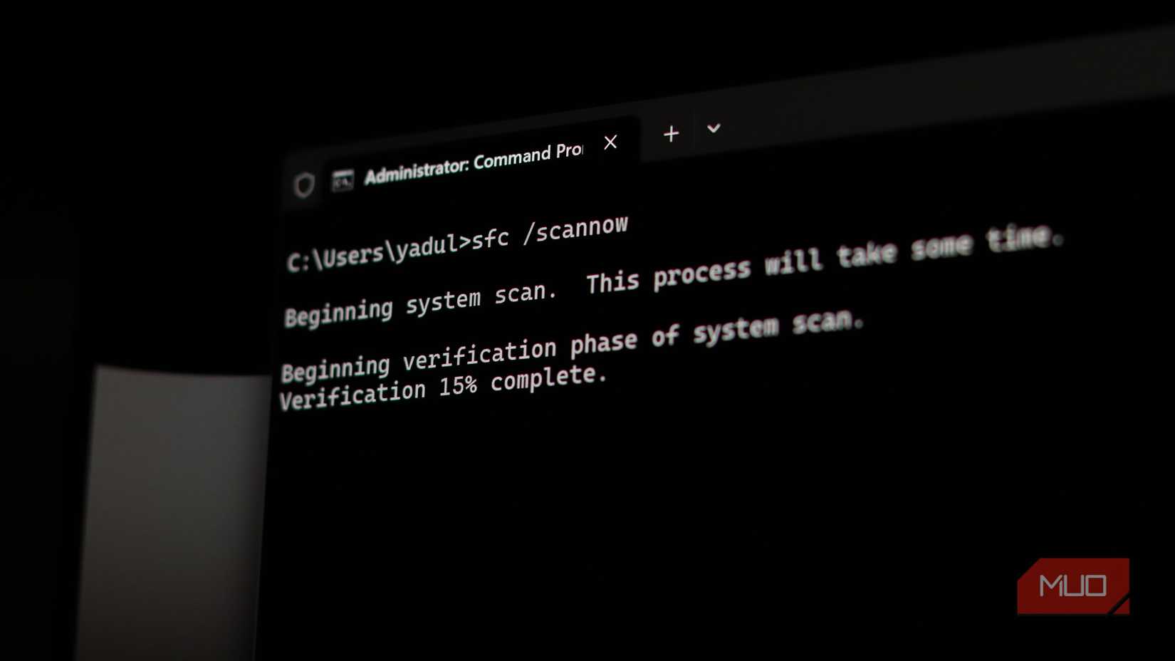 Ongoing SFC scan running in Windows terminal. 