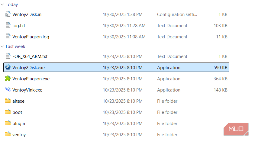 Vento Y Folder Example I finally found the perfect travel-ready productivity toolkit—and it ...