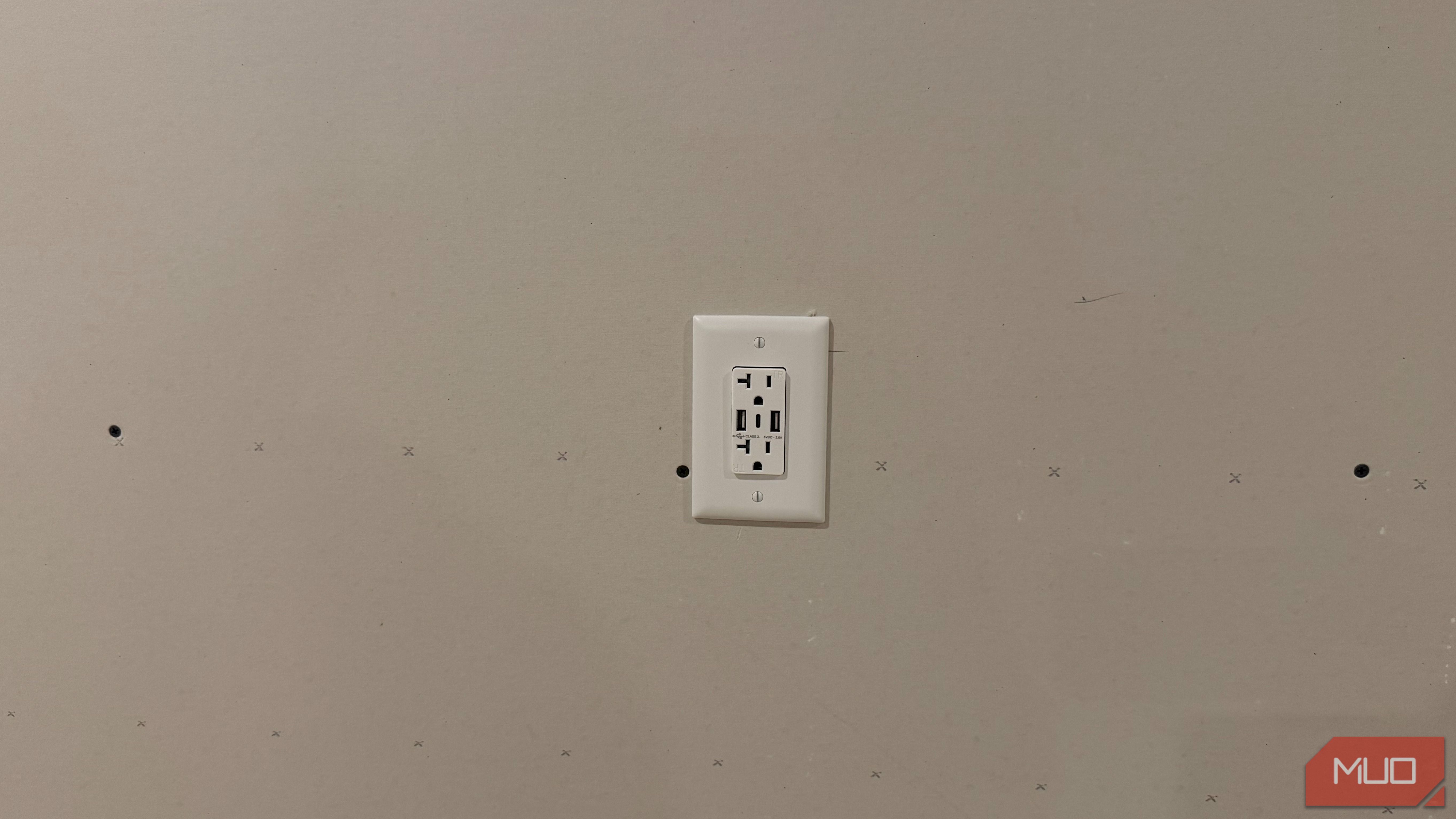 topgreener usb outlet in unfinished wall at counter height