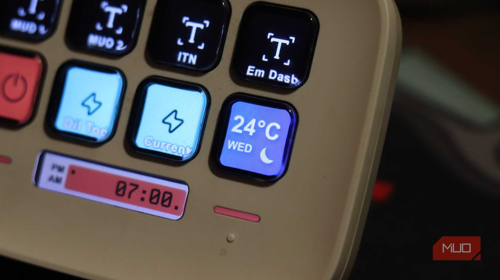 Weather plugin key on Stream Deck Neo.