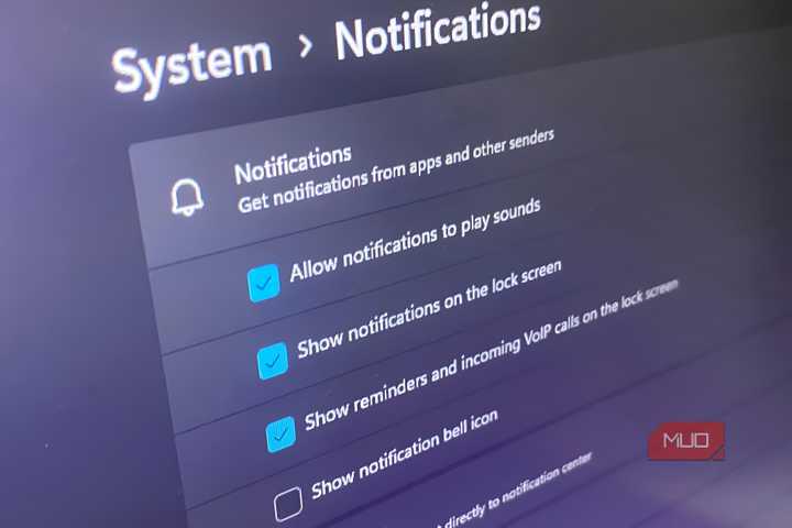 Windows 11 system notifications