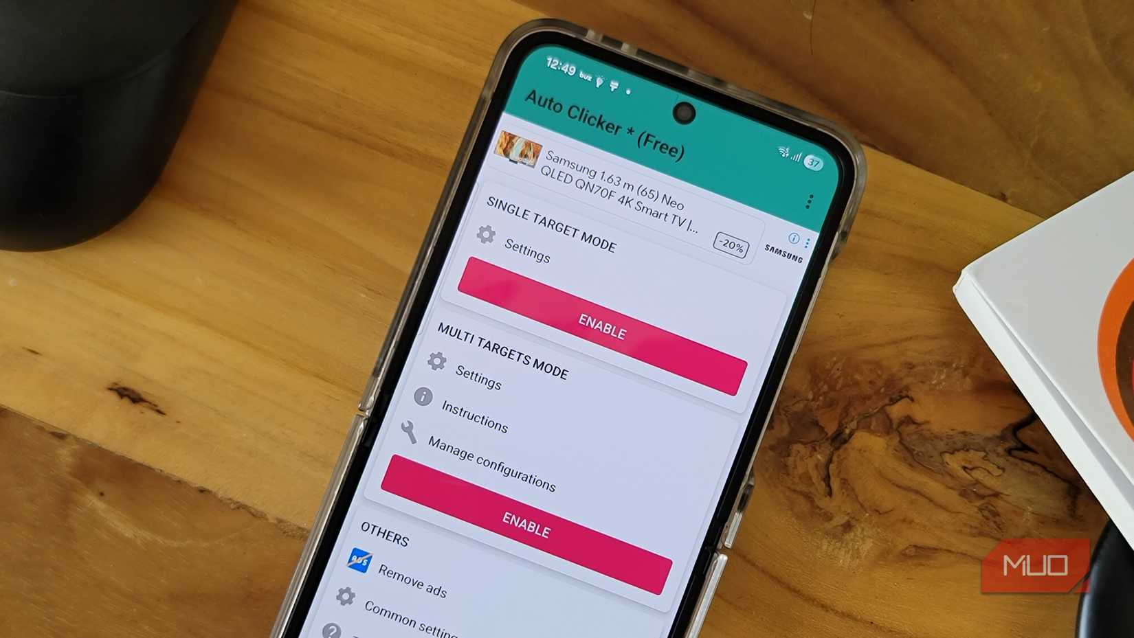 Auto clicker app open in Samsung Galazxy Z Flip 6
