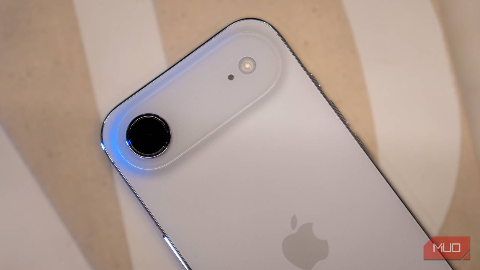 I finally understand Apple's eSIM-only iPhones — and now I kind of want in