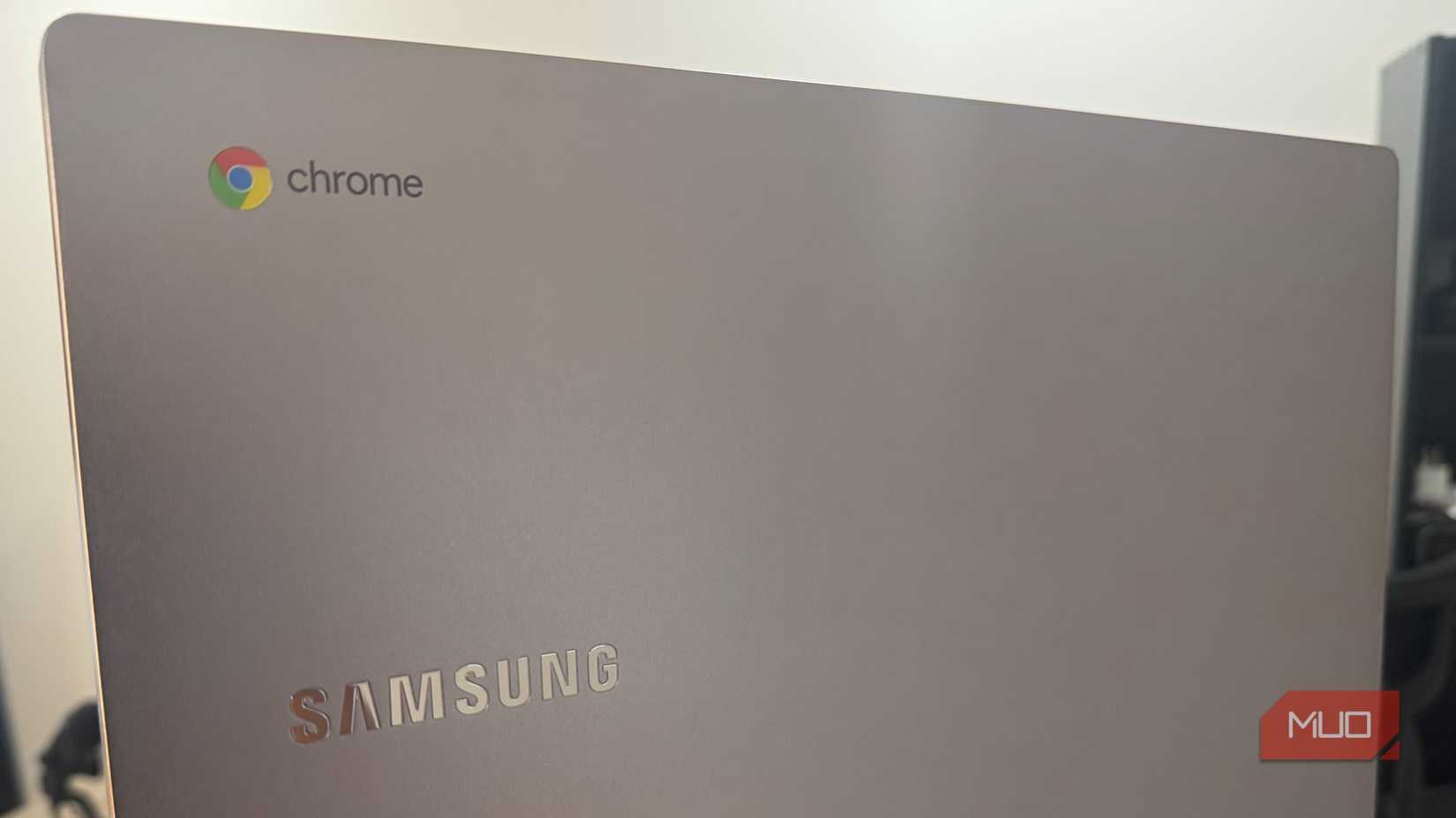 Chromebook Samsung closed 