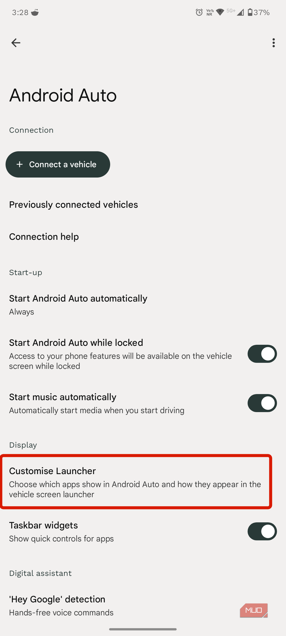 Launcher customization settings within Android Auto settings.