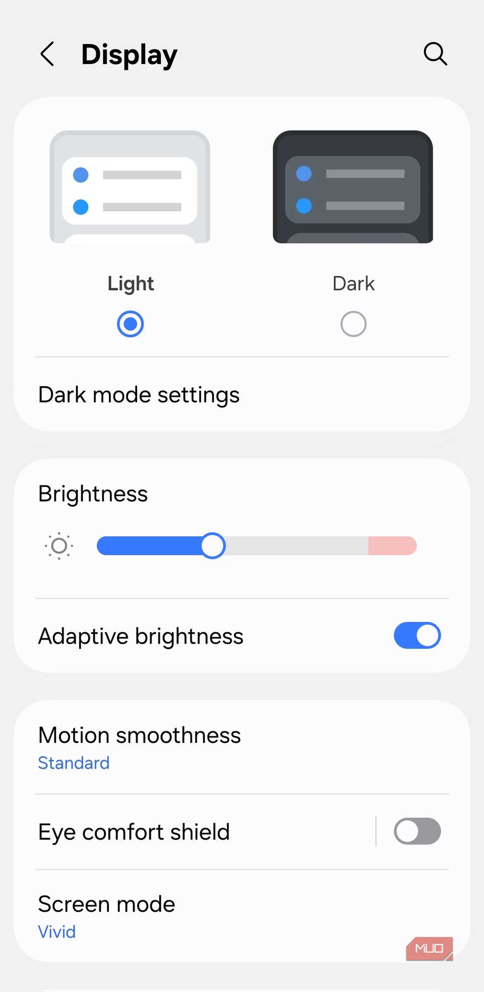 Display settings on Android phone in light mode