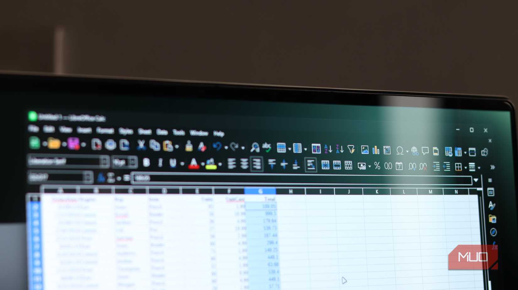 LibreOffice Calc menu bar.