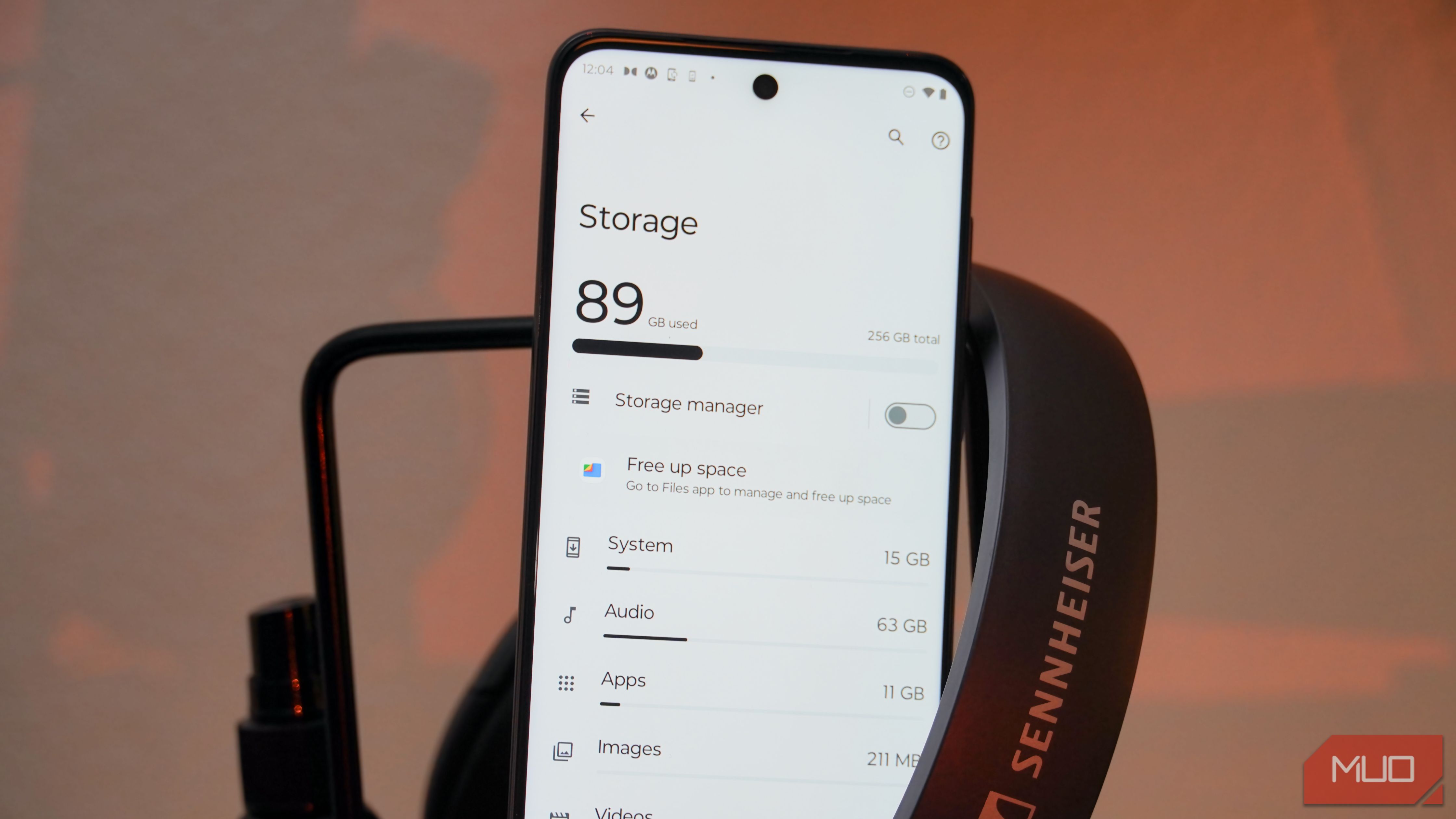 I turned a $200 Android phone into the ultimate minimalist music player
