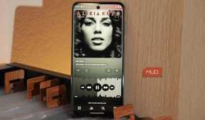 Poweramp running on the Moto G Stylus 2023.