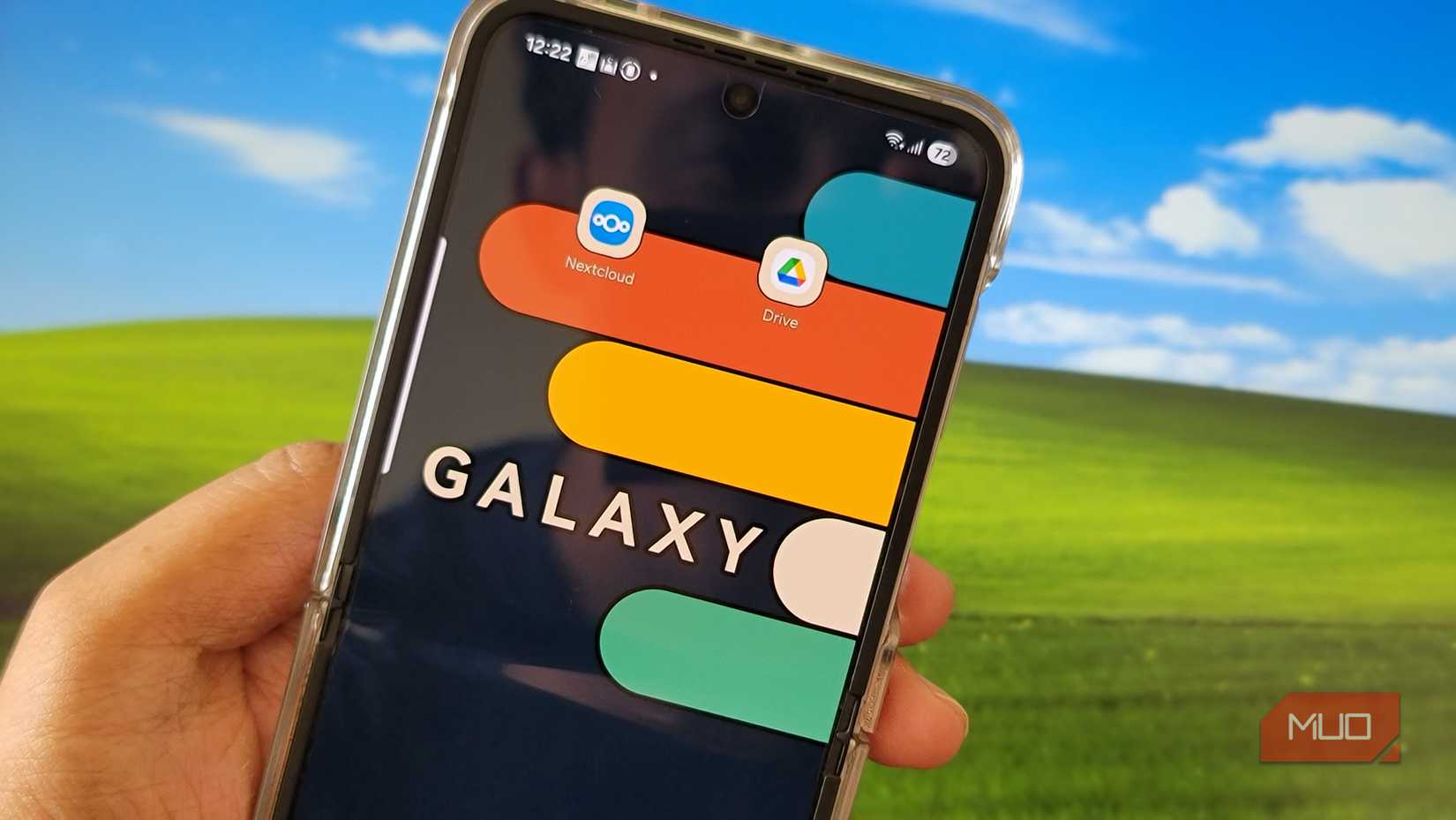 Nexcloud and Google Drive app icon on a Samsung Galaxy Z Flip 6 display