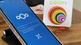 NextCloud app login screen on Samsung Galaxy Z Flip 6