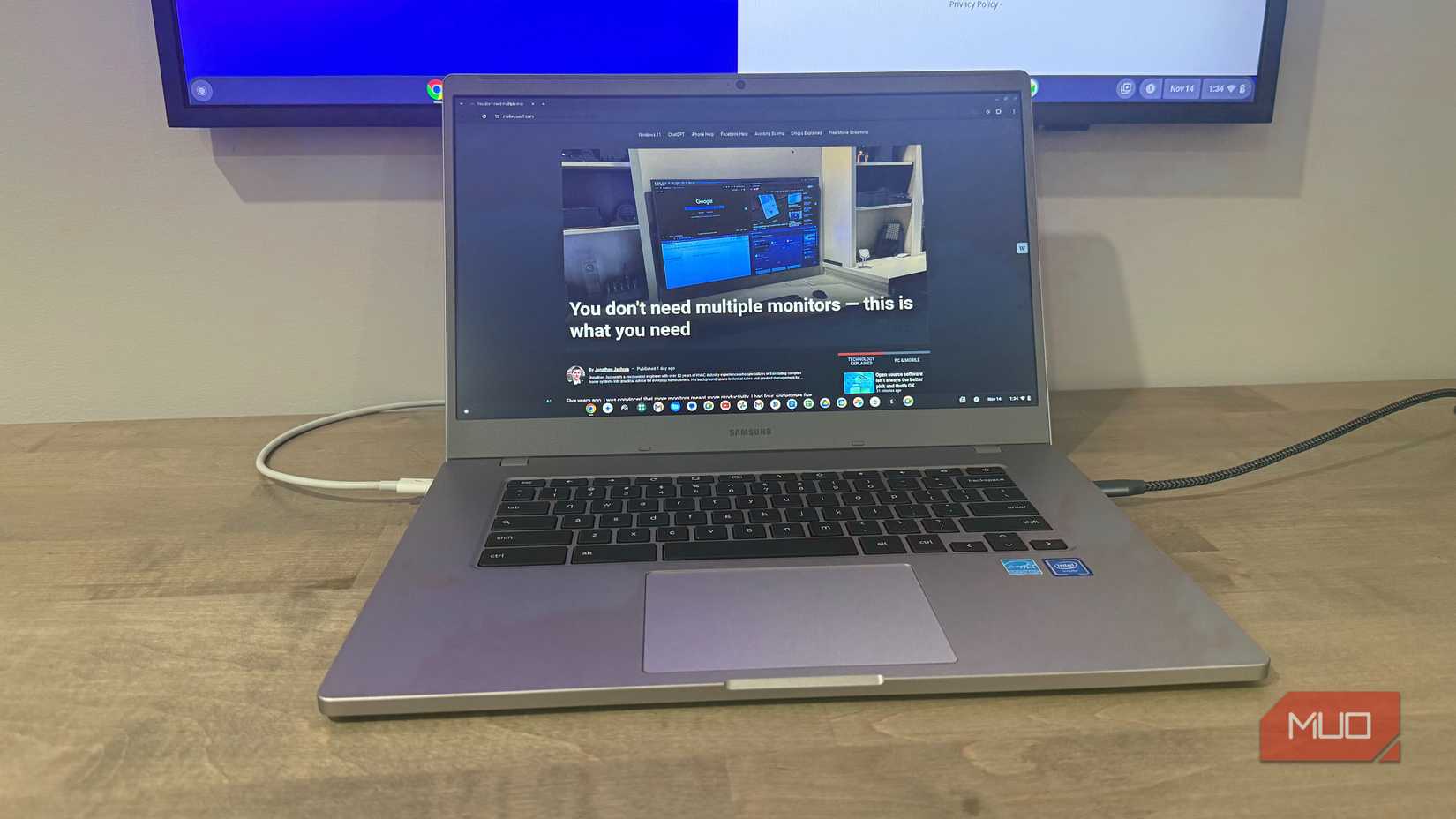 samsung chromebook on desk