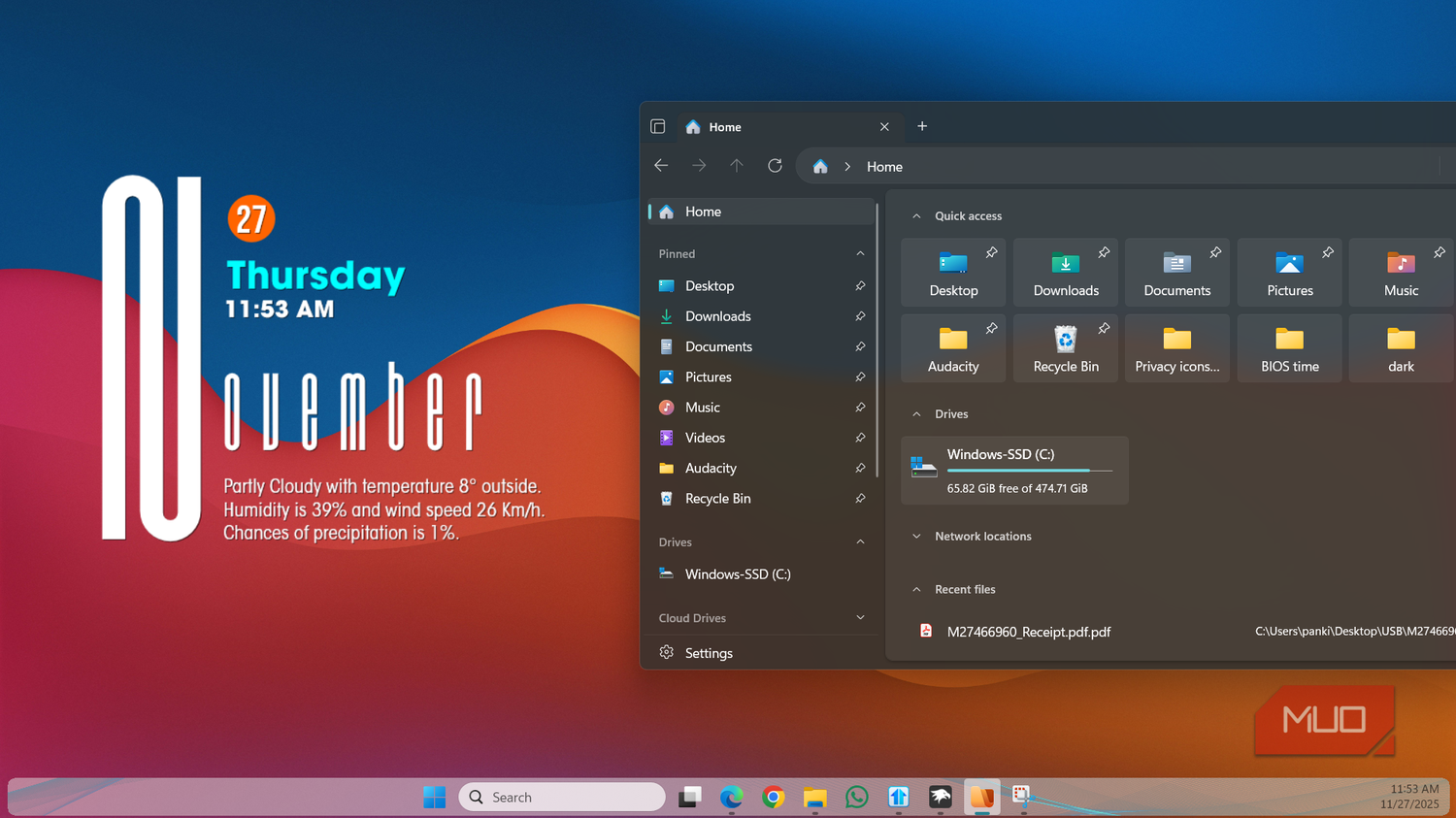 Windows 11 dekstop with Files app in dark mode